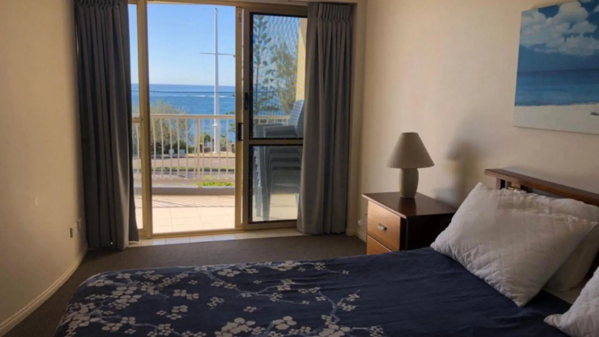 Sea Eagles Unit 4 Apartment Caloundra 0*,  Australia