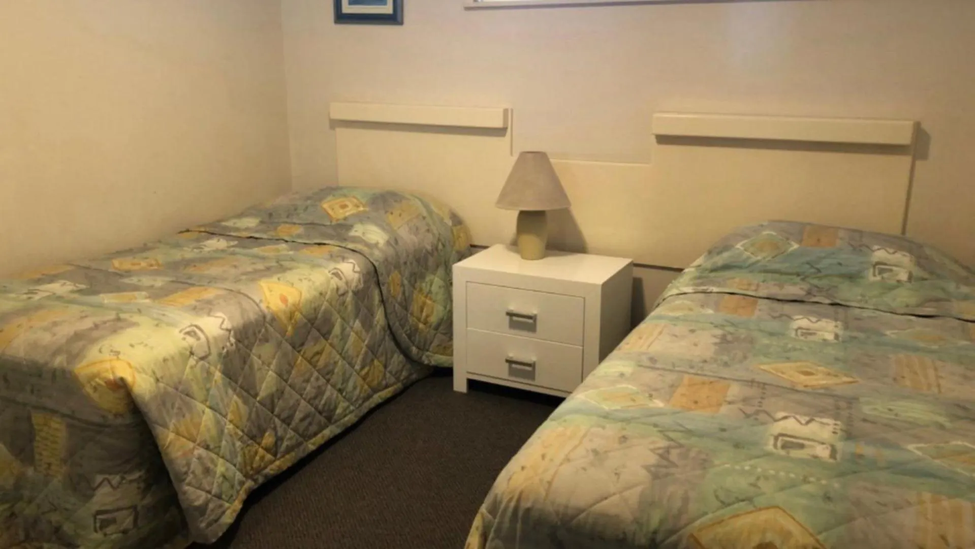 Sea Eagles Unit 4 Apartment Caloundra